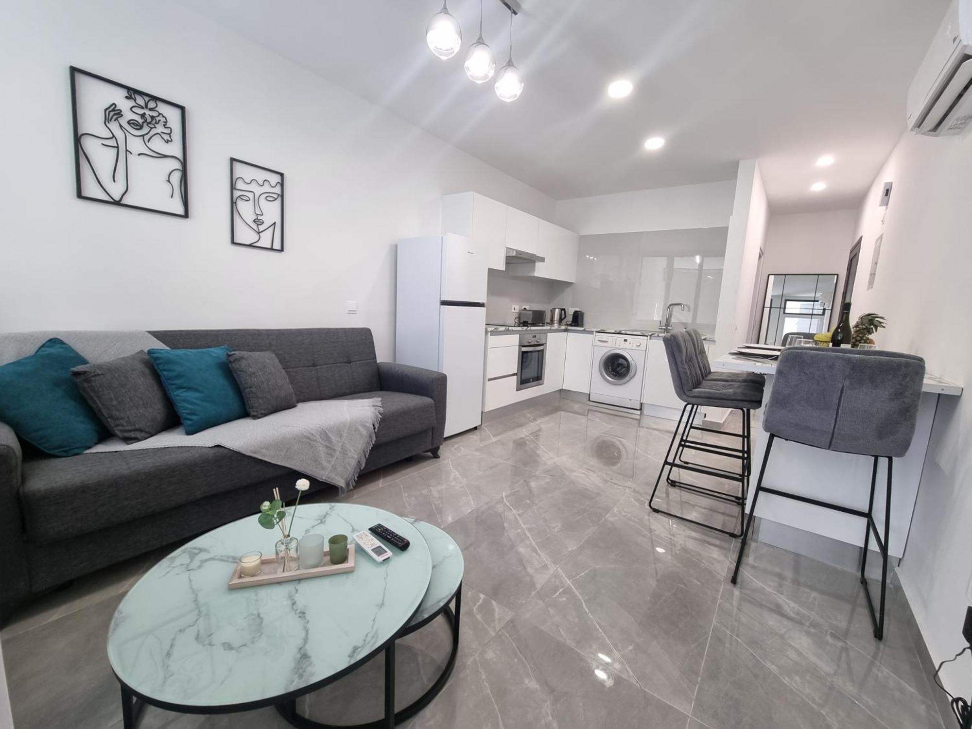 Diamond Residence 160 Paphos Bagian luar foto