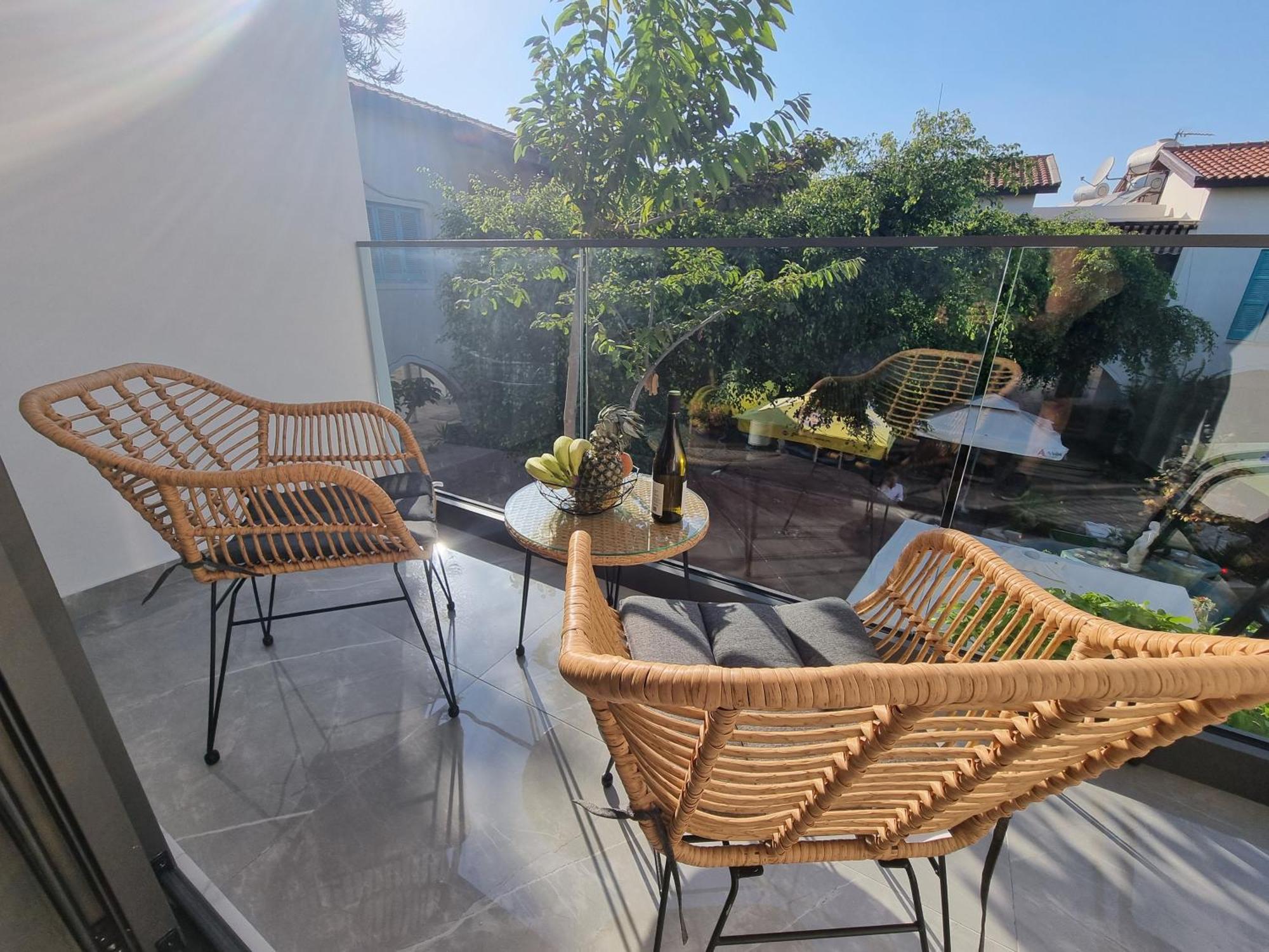 Diamond Residence 160 Paphos Bagian luar foto